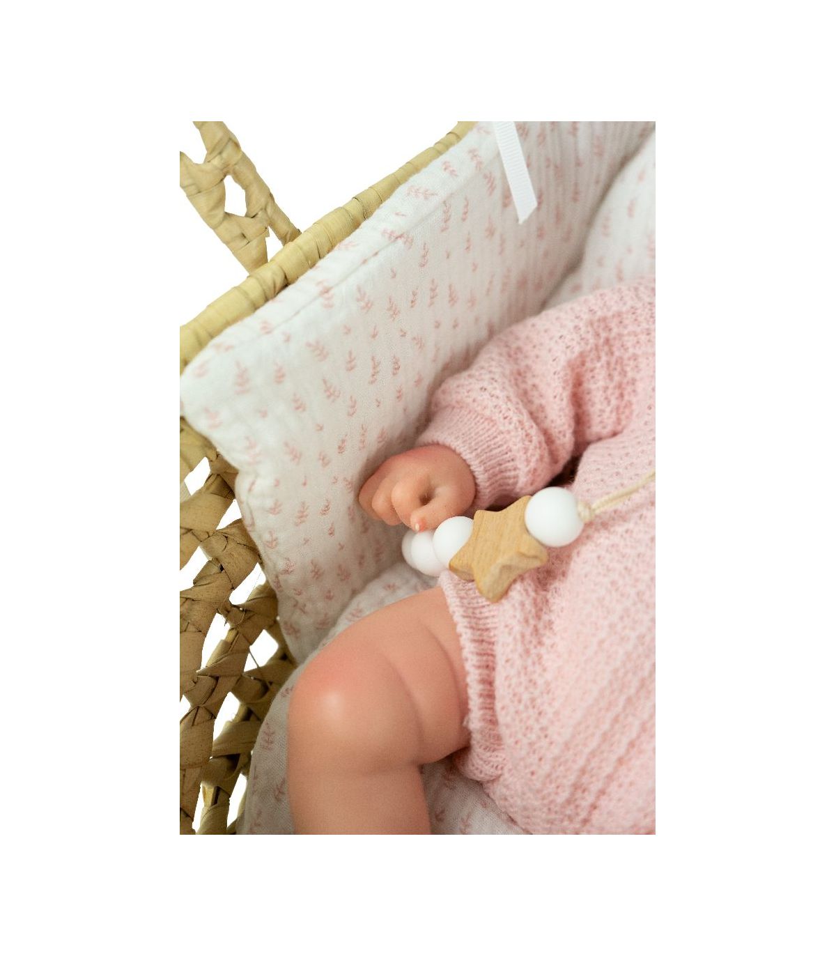 REBORN ARIAS AINA 40CM CON CAPAZAO MIMBRE 98230
